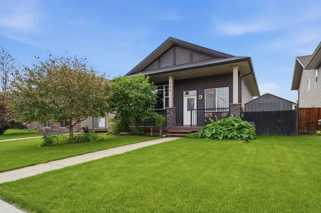 104 Oak Drive Red Deer AB T4P 0C8