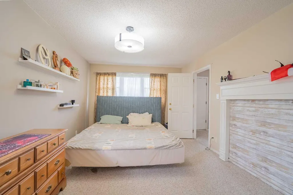 1306 1st Avenue Canmore AB T1W 1M4