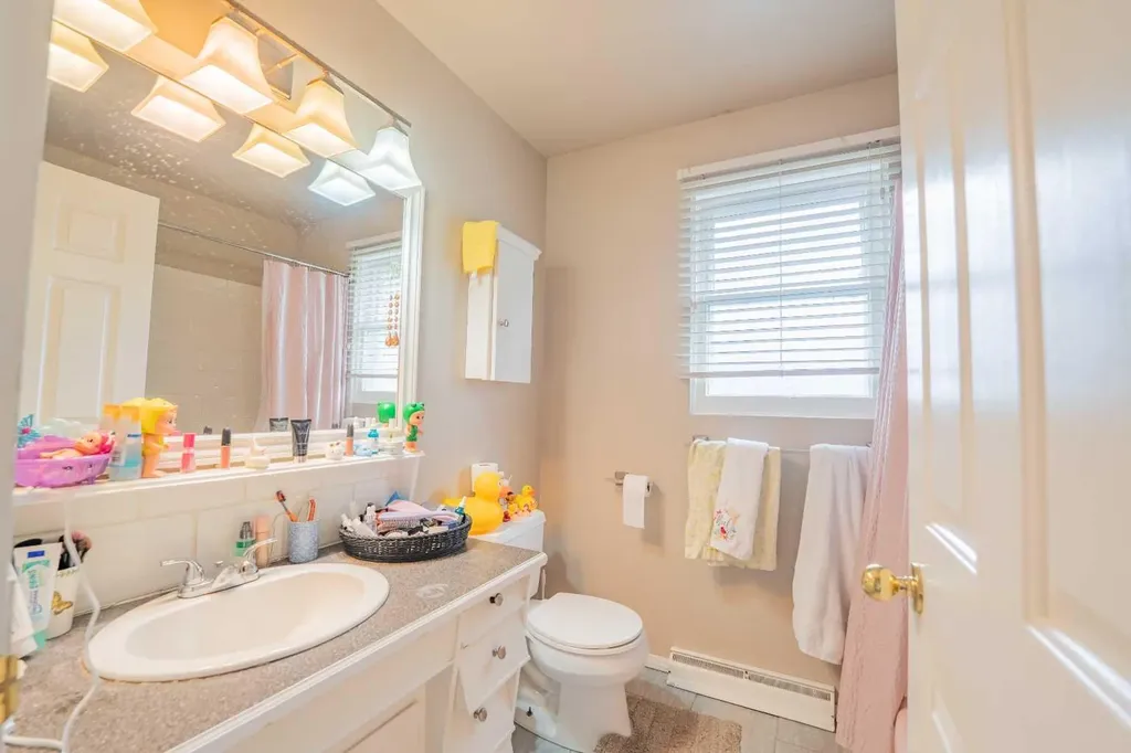 1306 1st Avenue Canmore AB T1W 1M4