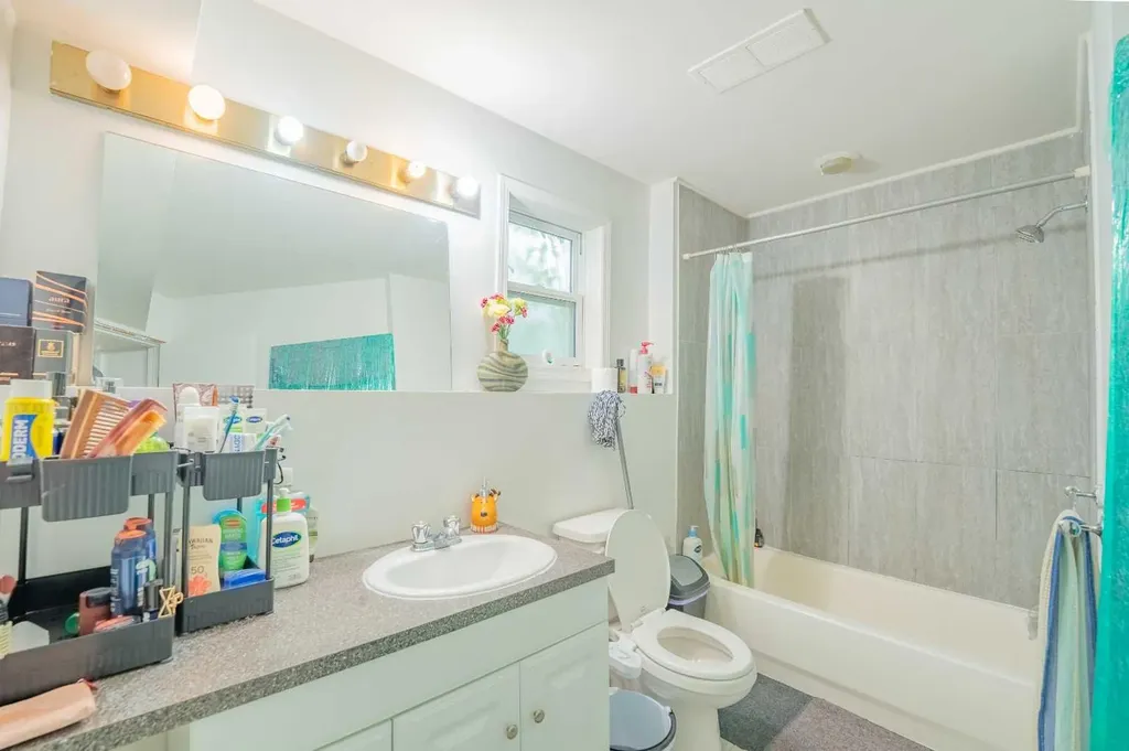 1306 1st Avenue Canmore AB T1W 1M4