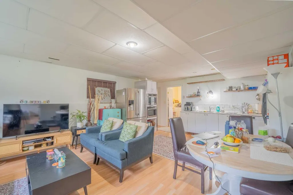 1306 1st Avenue Canmore AB T1W 1M4