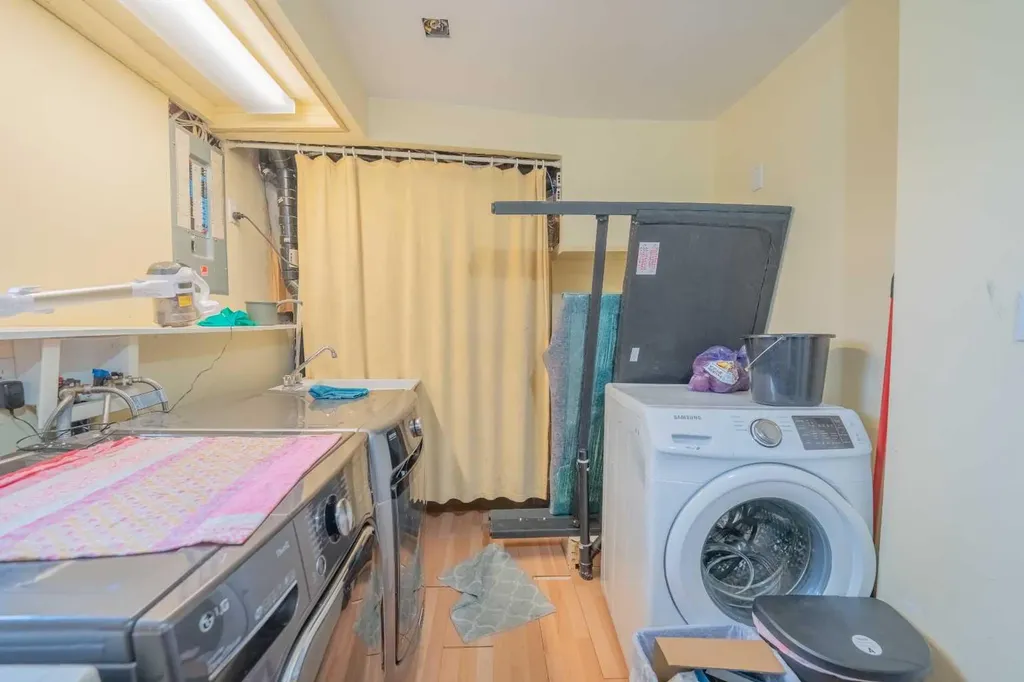 1306 1st Avenue Canmore AB T1W 1M4