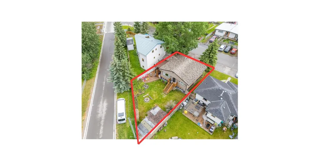 1306 1st Avenue Canmore AB T1W 1M4