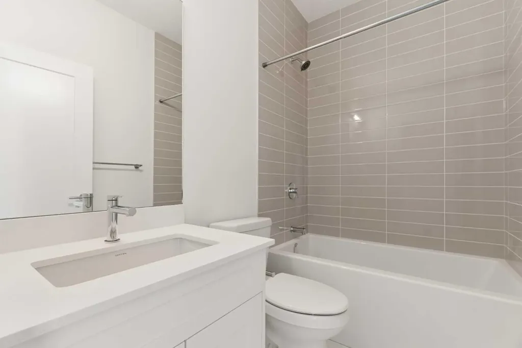 1453 Na'a Drive SW Calgary AB T3H 6H7