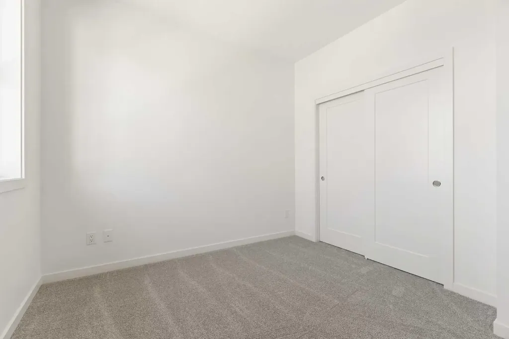 1453 Na'a Drive SW Calgary AB T3H 6H7