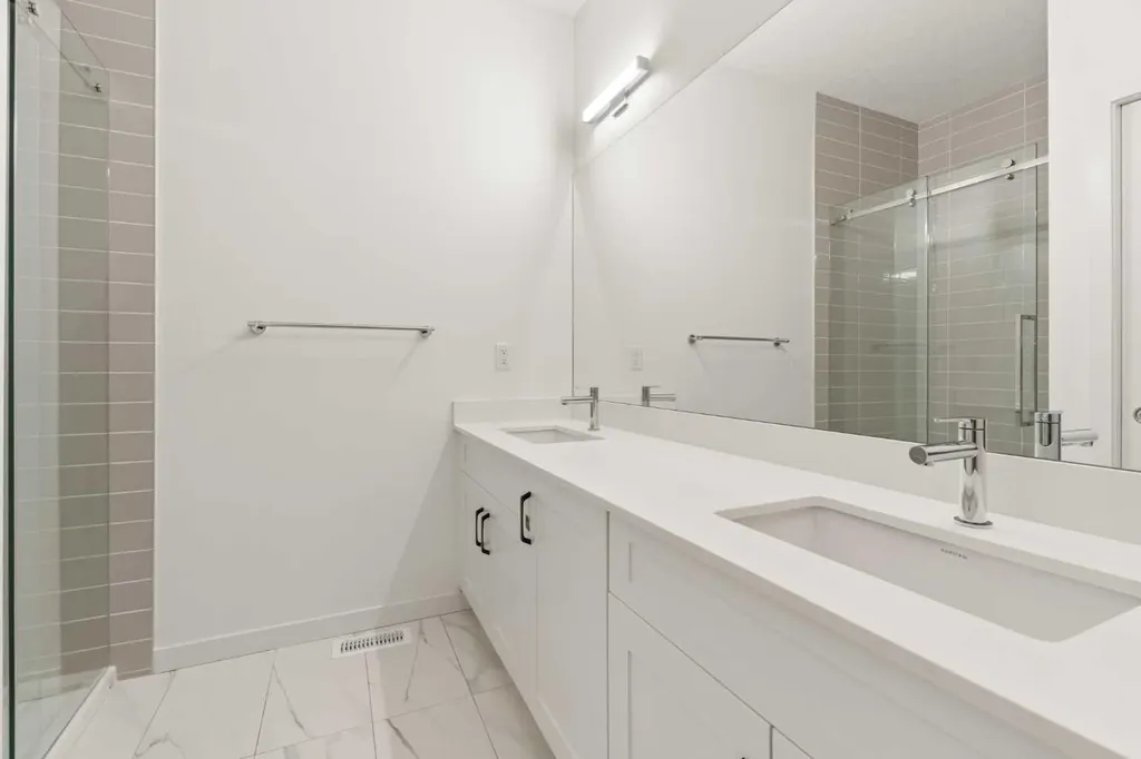 1453 Na'a Drive SW Calgary AB T3H 6H7