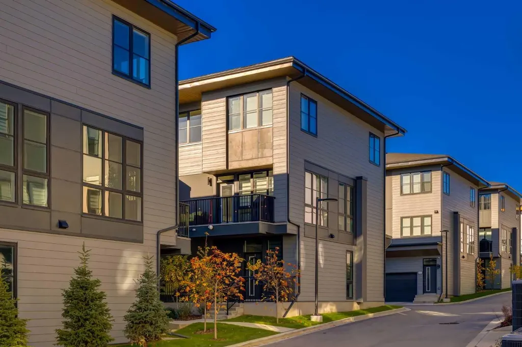 1453 Na'a Drive SW Calgary AB T3H 6H7