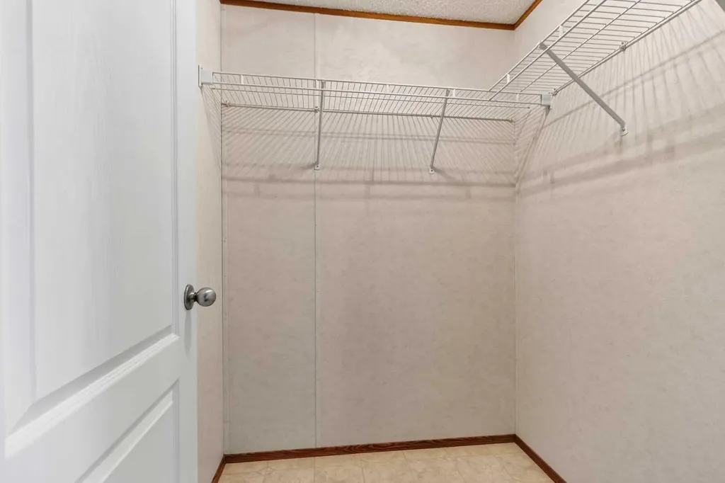 485 Harpe Way Fort Mcmurray AB T9K 2K7