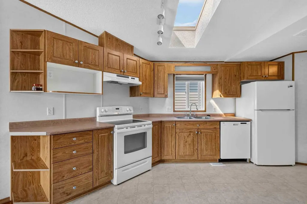 485 Harpe Way Fort Mcmurray AB T9K 2K7