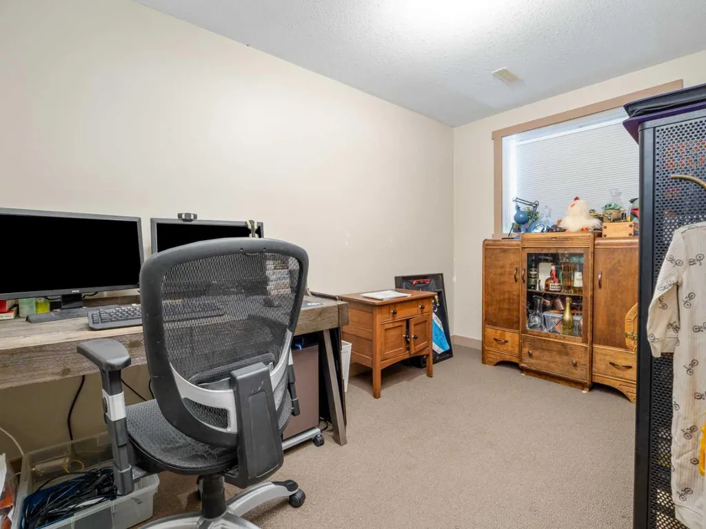 275 Mt Sunburst Way W Lethbridge AB T1K 2S6