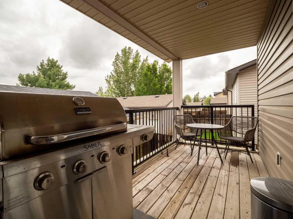 275 Mt Sunburst Way W Lethbridge AB T1K 2S6