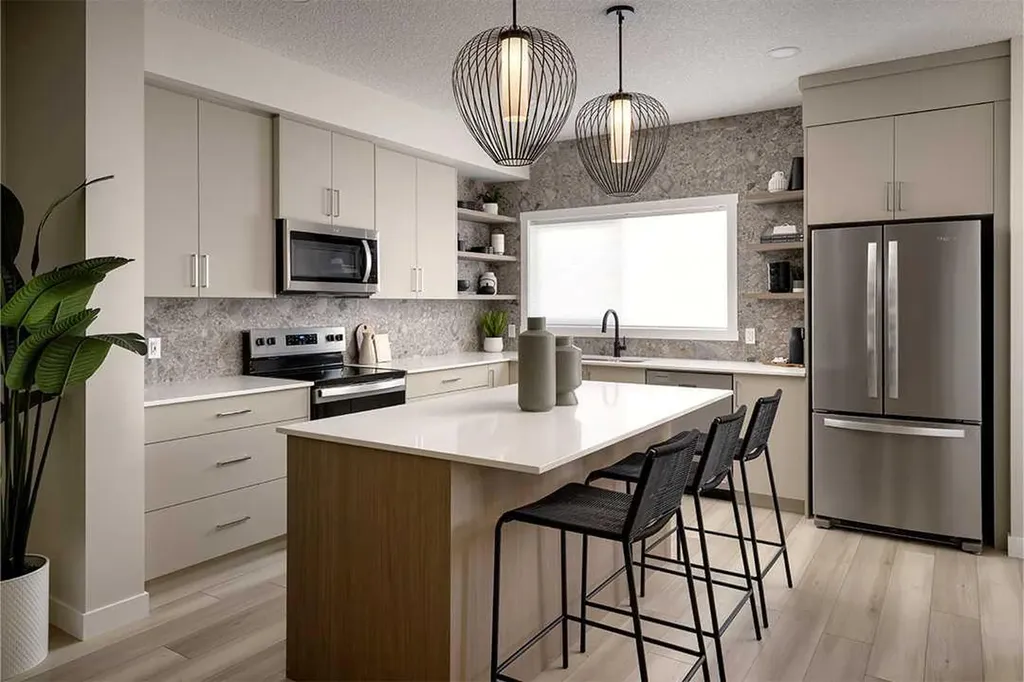 536 Tekarra Drive NW Calgary AB T3R2G1