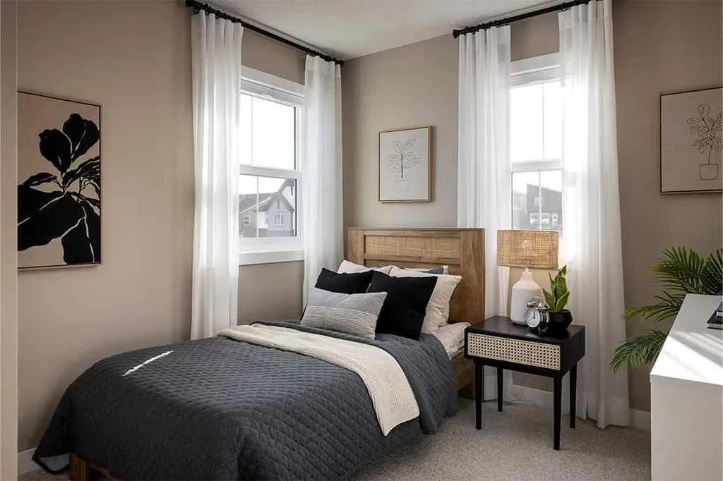 536 Tekarra Drive NW Calgary AB T3R2G1