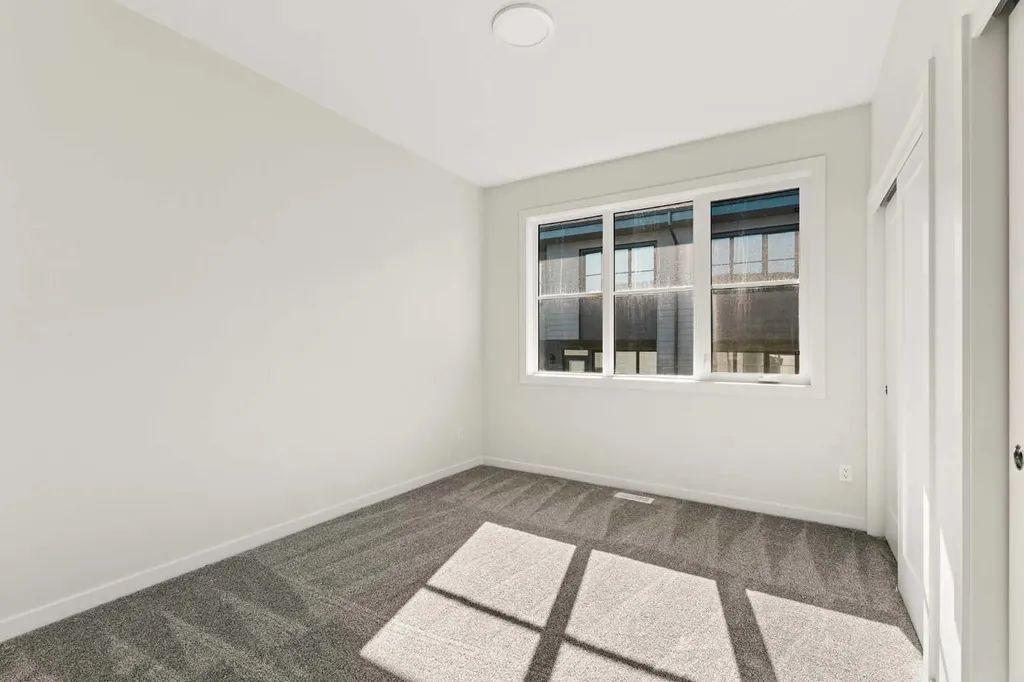 1453 Na'a Drive SW Calgary AB T3H 6H7