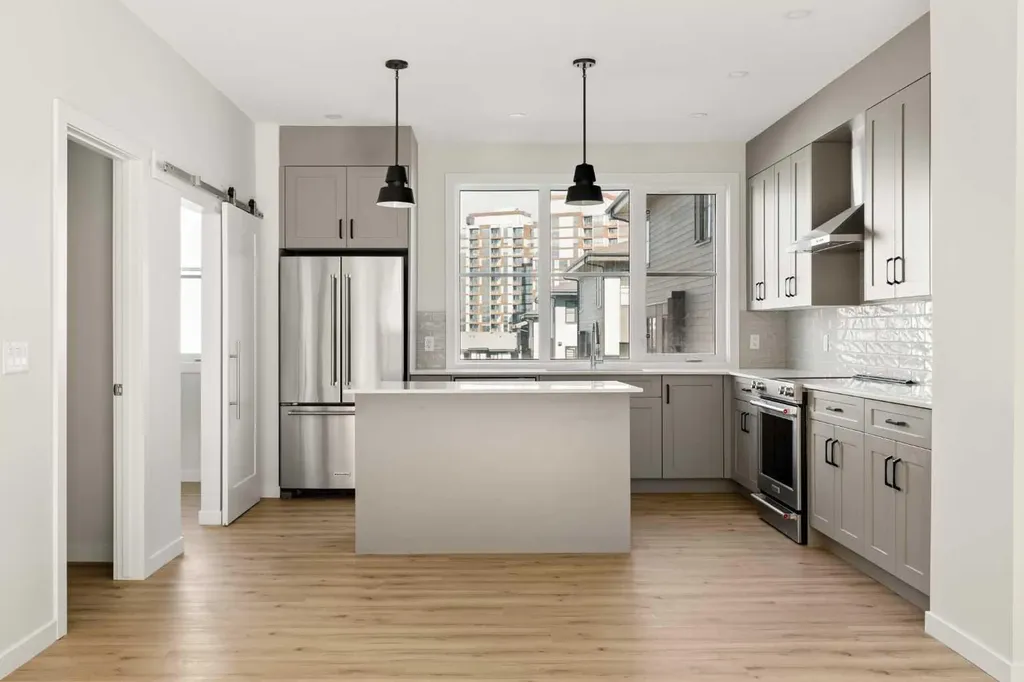 1453 Na'a Drive SW Calgary AB T3H 6H7