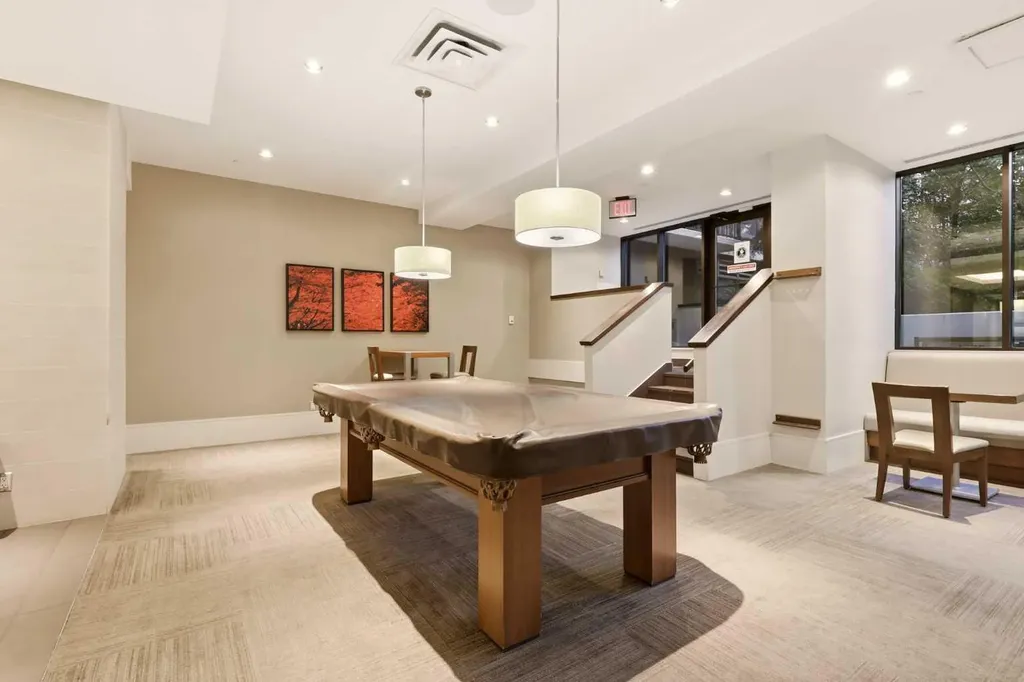 222 Riverfront Avenue SW Calgary AB T2P 0X2