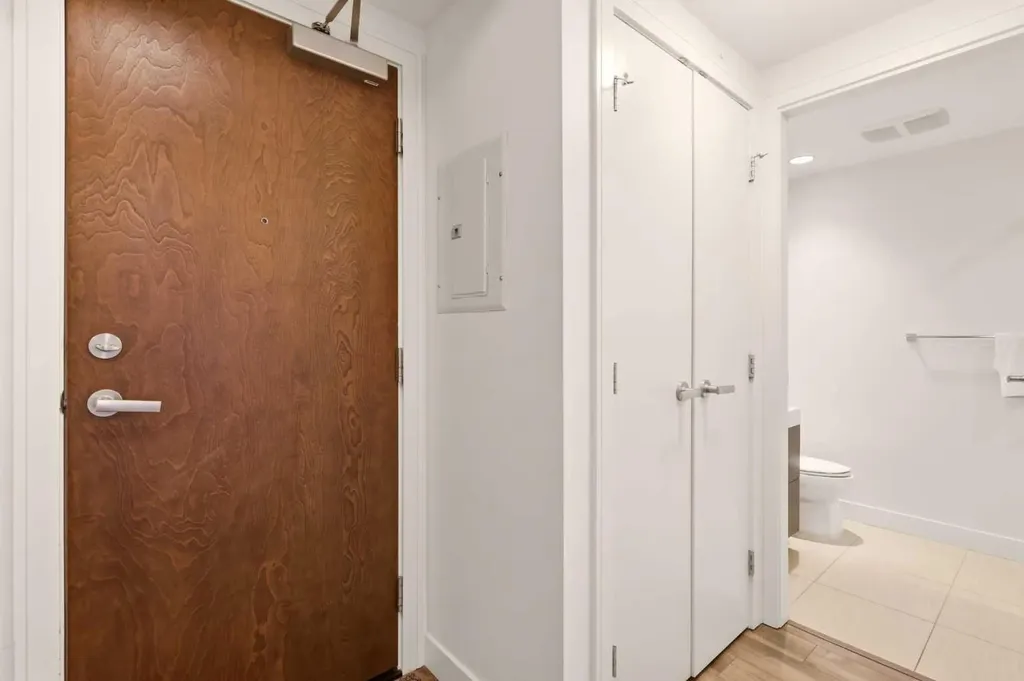 222 Riverfront Avenue SW Calgary AB T2P 0X2