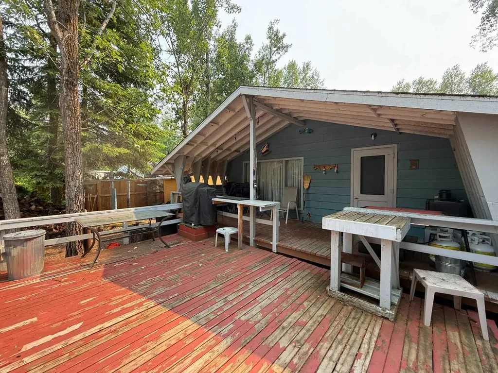 230 Mewatha Drive Rural Athabasca County AB T0A0M0