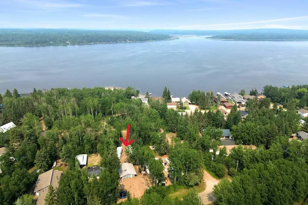 230 Mewatha Drive Rural Athabasca County AB T0A0M0