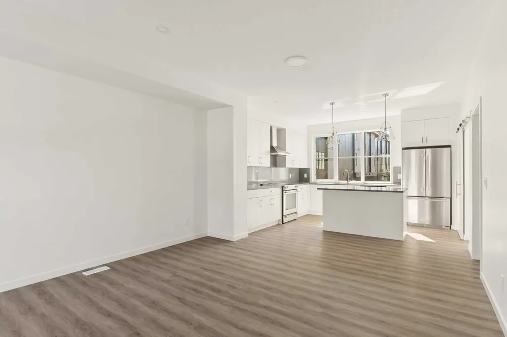 1453 Na'a Drive SW Calgary AB T3H 6H7