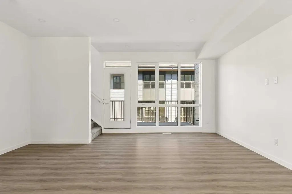 1453 Na'a Drive SW Calgary AB T3H 6H7