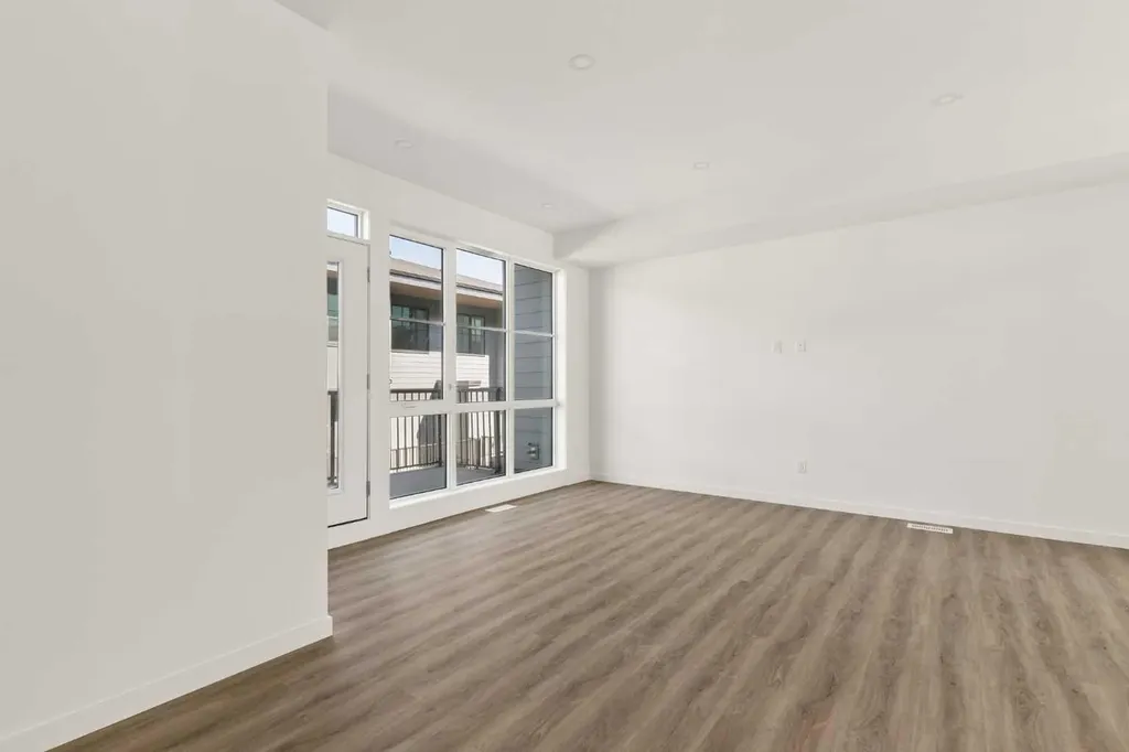 1453 Na'a Drive SW Calgary AB T3H 6H7