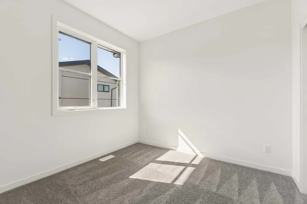 1453 Na'a Drive SW Calgary AB T3H 6H7