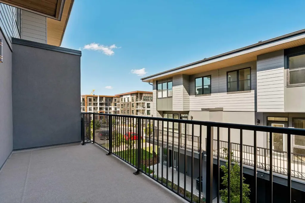 1453 Na'a Drive SW Calgary AB T3H 6H7