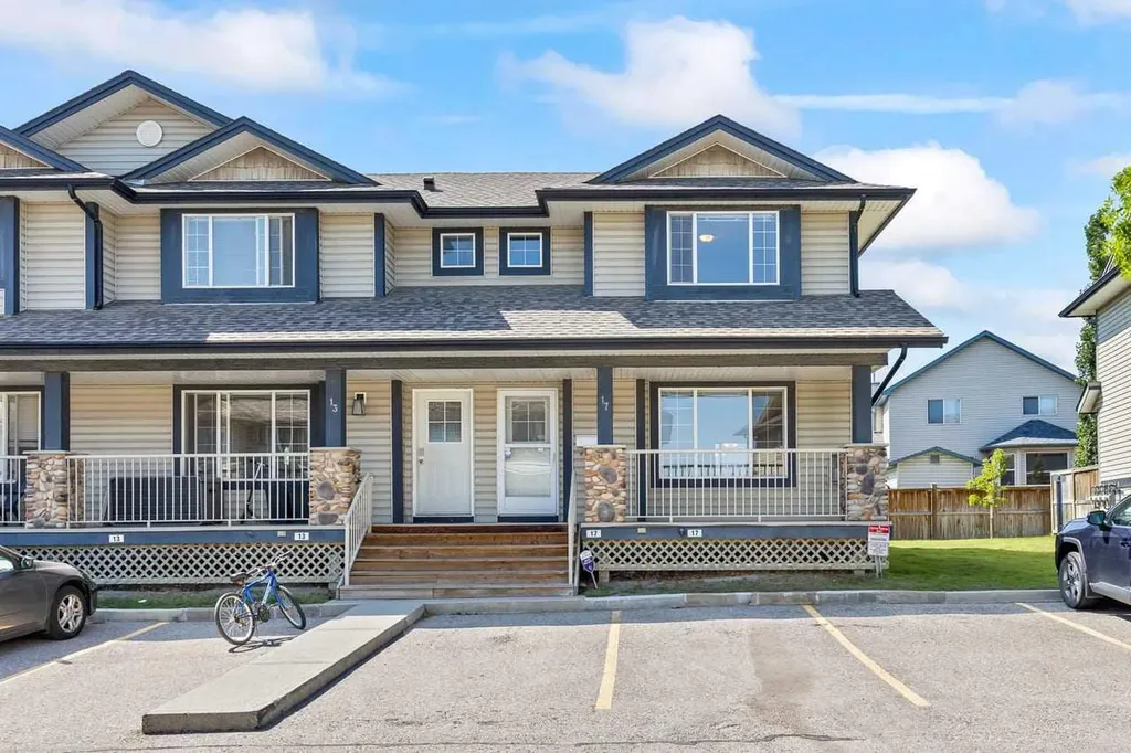 17 Citadel Point NW Calgary AB T3G 5L2