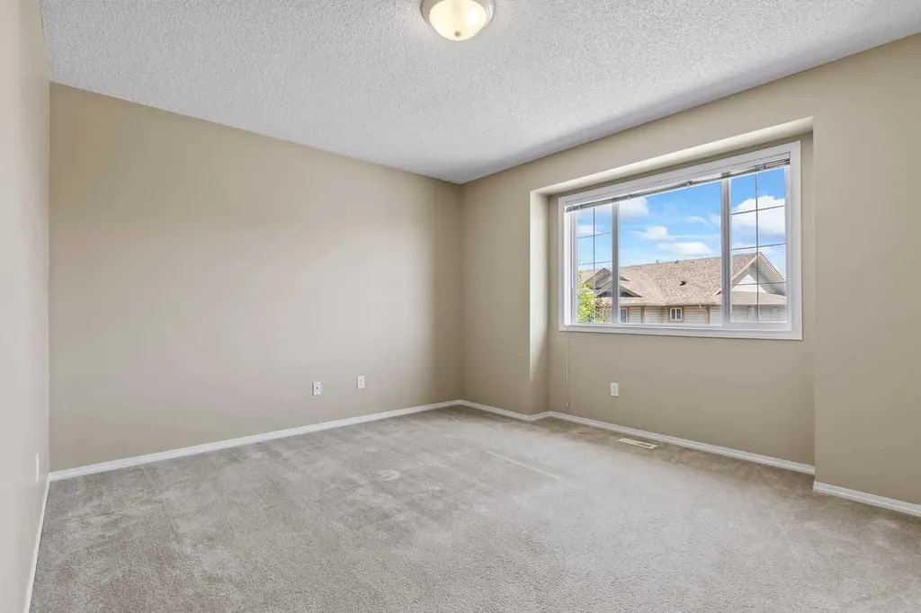 17 Citadel Point NW Calgary AB T3G 5L2