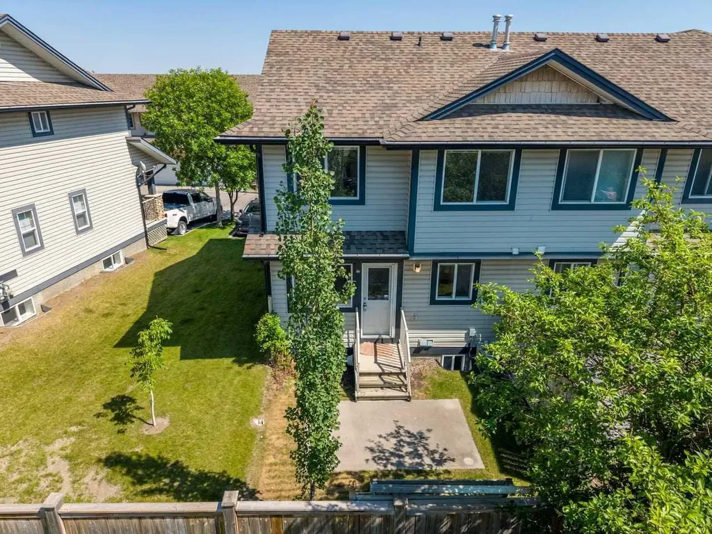 17 Citadel Point NW Calgary AB T3G 5L2