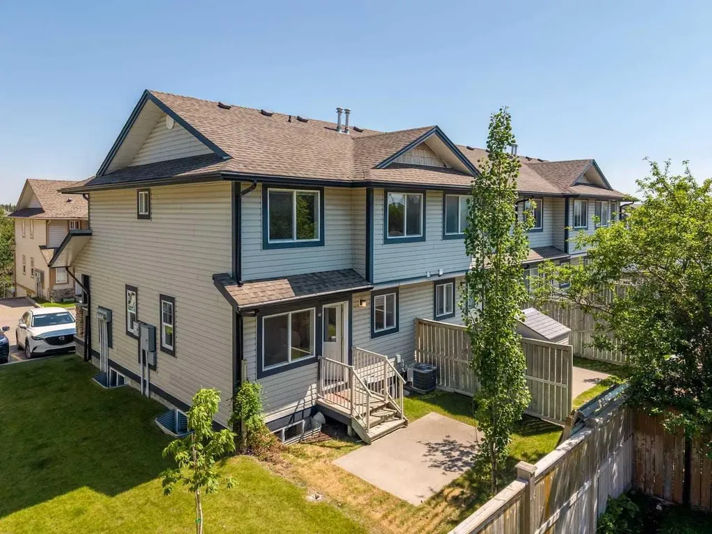 17 Citadel Point NW Calgary AB T3G 5L2