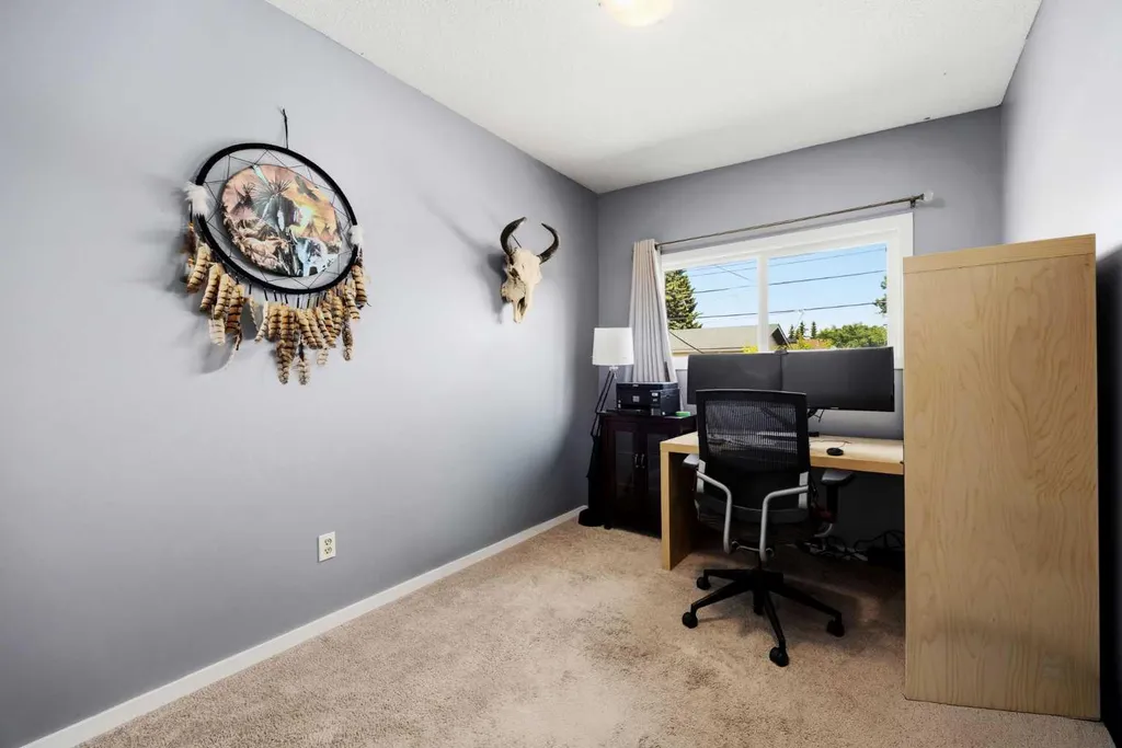 8A Arlington Bay SE Calgary AB T2H 2B2