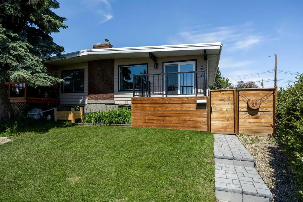 8A Arlington Bay SE Calgary AB T2H 2B2