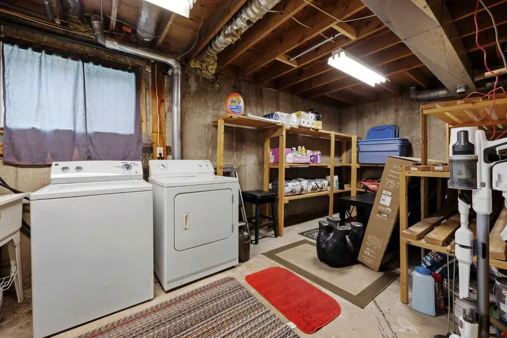 8A Arlington Bay SE Calgary AB T2H 2B2