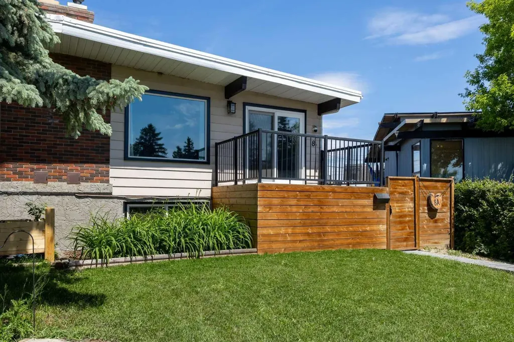 8A Arlington Bay SE Calgary AB T2H 2B2