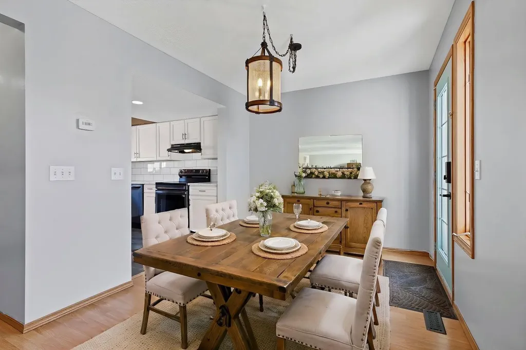 98 Everglade Drive SE Airdrie AB T4B 2E8