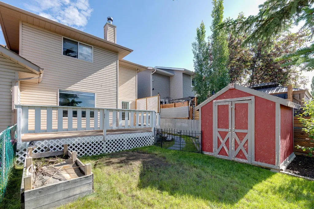 98 Everglade Drive SE Airdrie AB T4B 2E8