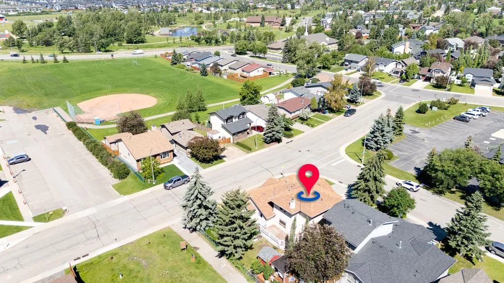 98 Everglade Drive SE Airdrie AB T4B 2E8
