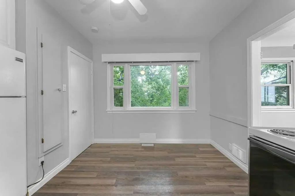 2216 19 Street SW Calgary AB T2T 4W9