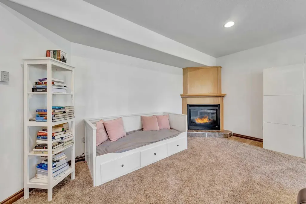 6105 24 Street Lloydminster AB T9V 3J8