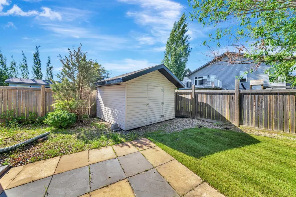 6105 24 Street Lloydminster AB T9V 3J8