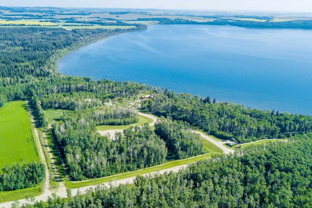 48 Eagle Drive Rural Lacombe County AB T0J 0C0