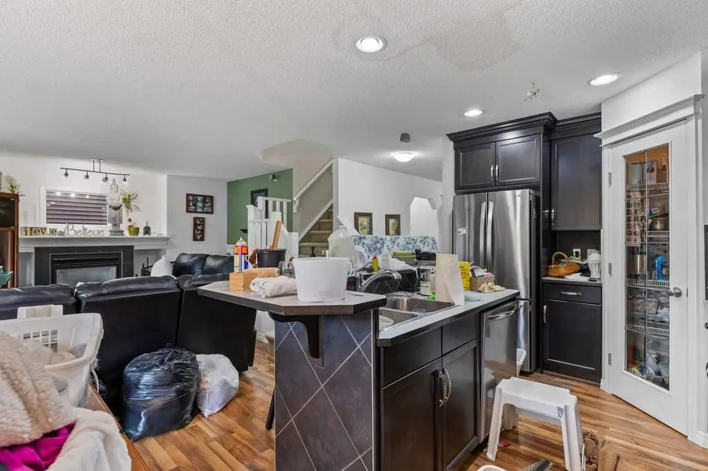 303 Bridlemeadows Common SW Calgary AB T2Y5C4