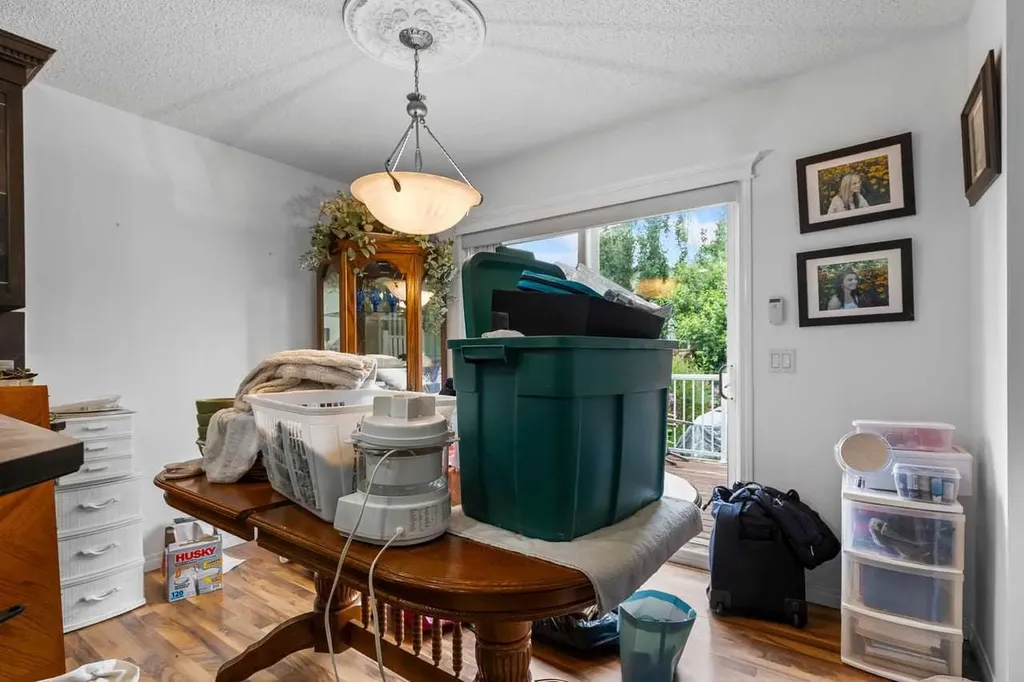303 Bridlemeadows Common SW Calgary AB T2Y5C4