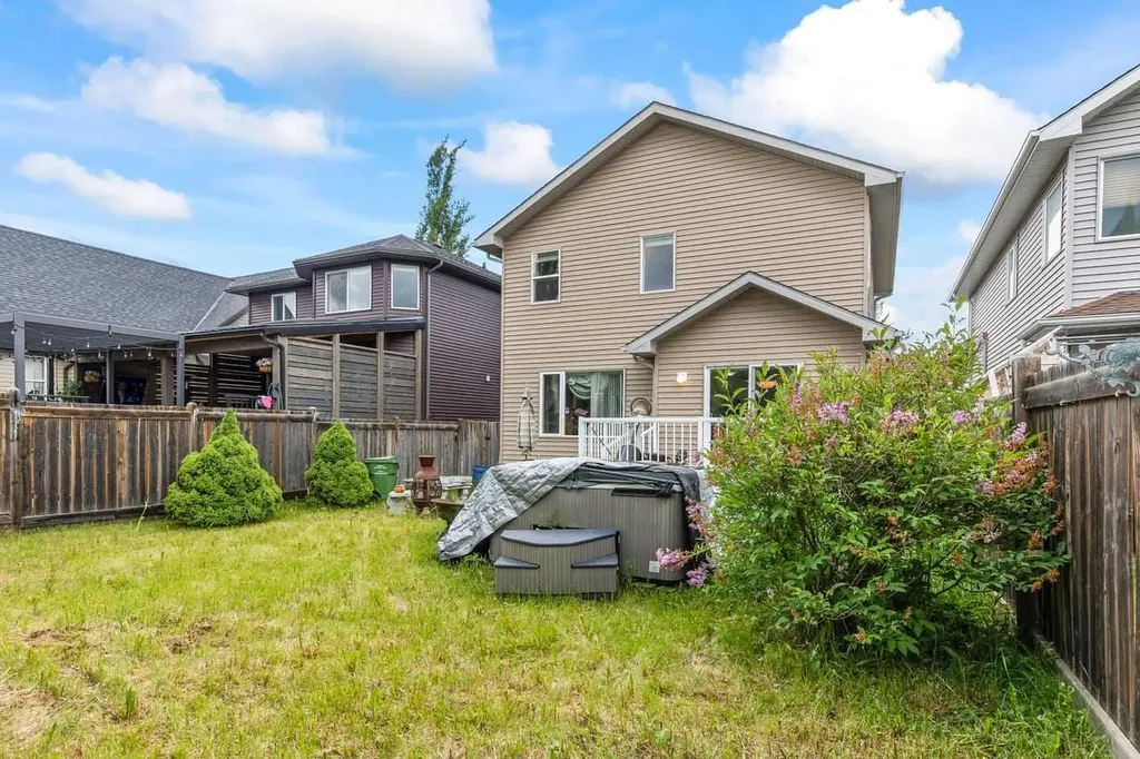 303 Bridlemeadows Common SW Calgary AB T2Y5C4