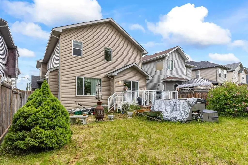 303 Bridlemeadows Common SW Calgary AB T2Y5C4