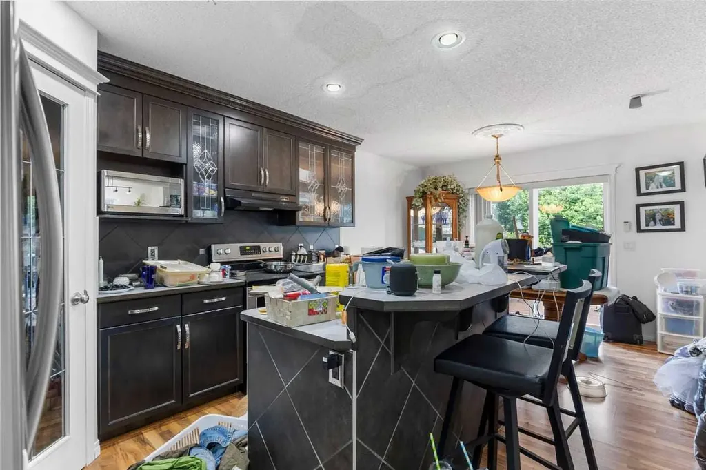 303 Bridlemeadows Common SW Calgary AB T2Y5C4