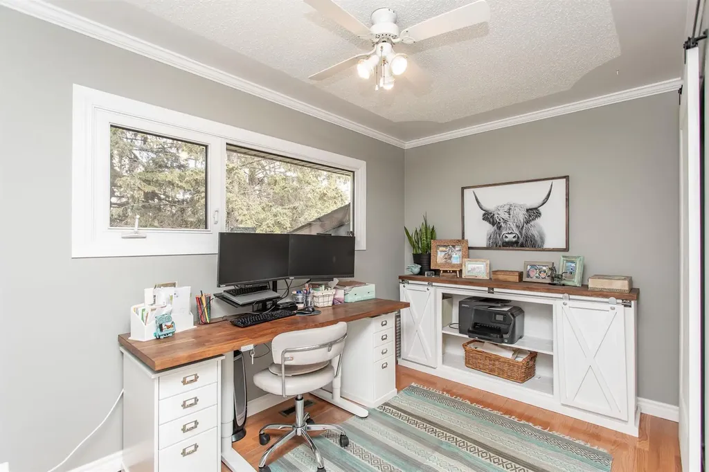 27576 Township Road 382 Rural Red Deer County AB T4E 2G8