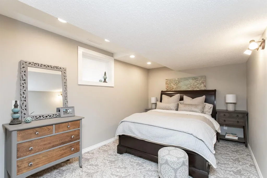 27576 Township Road 382 Rural Red Deer County AB T4E 2G8